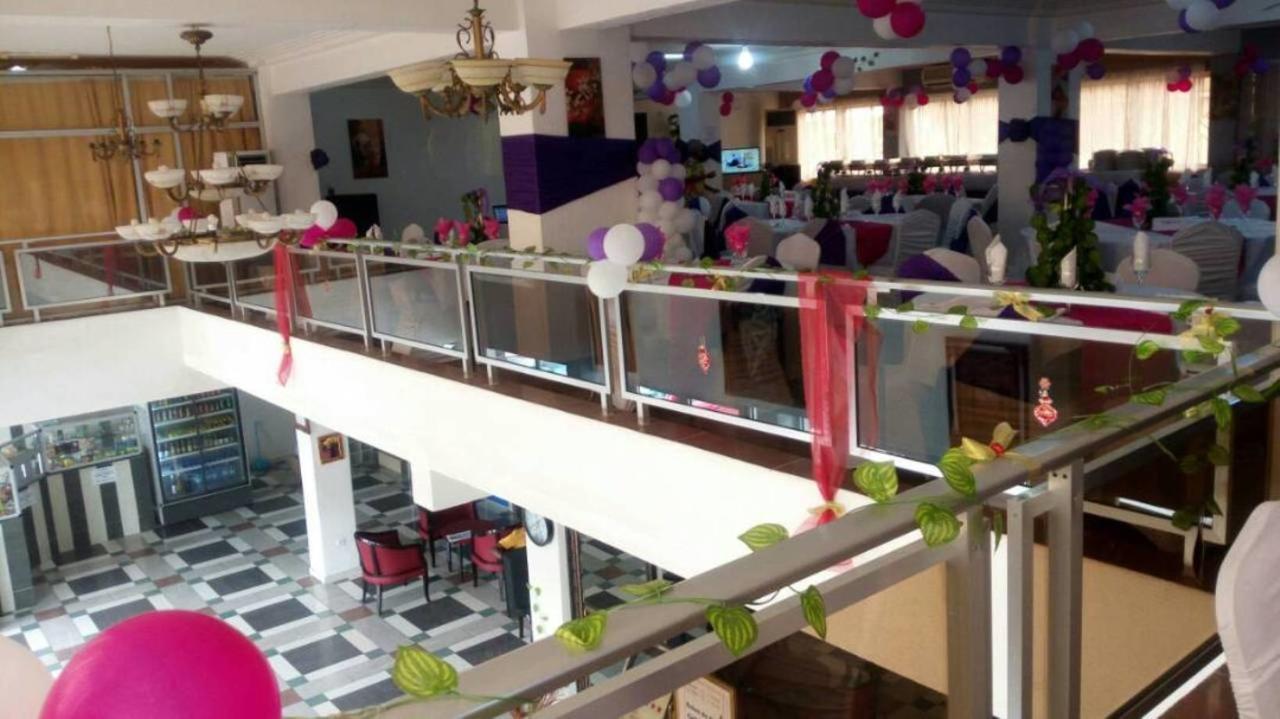 Riviera Hotel Benin Cotonou Exterior foto