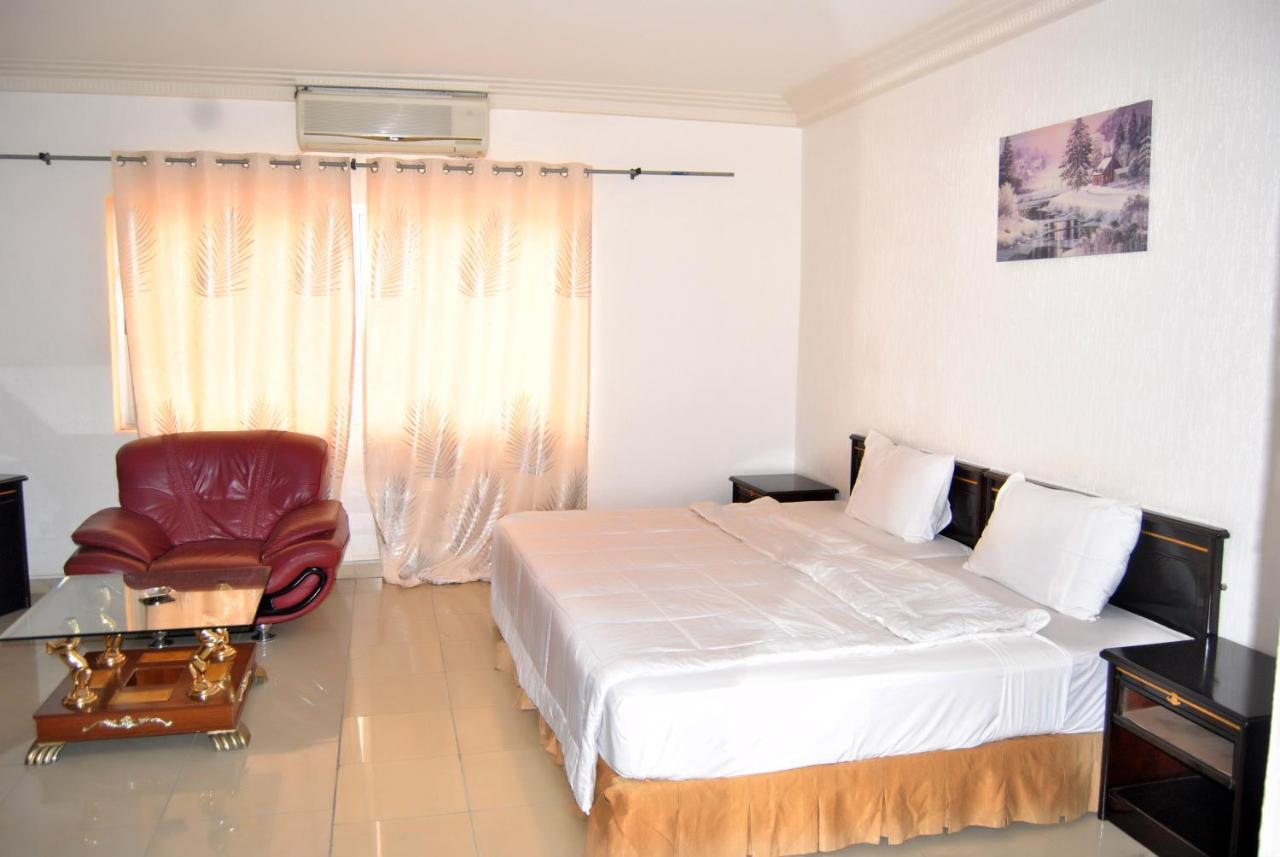 Riviera Hotel Benin Cotonou Exterior foto