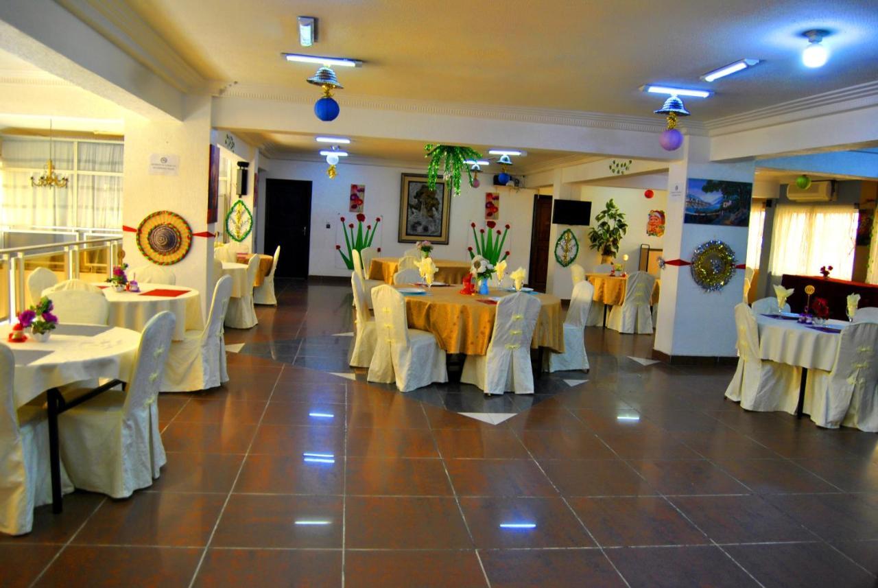 Riviera Hotel Benin Cotonou Exterior foto